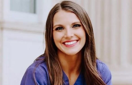 travel nurse jobs smiling 2